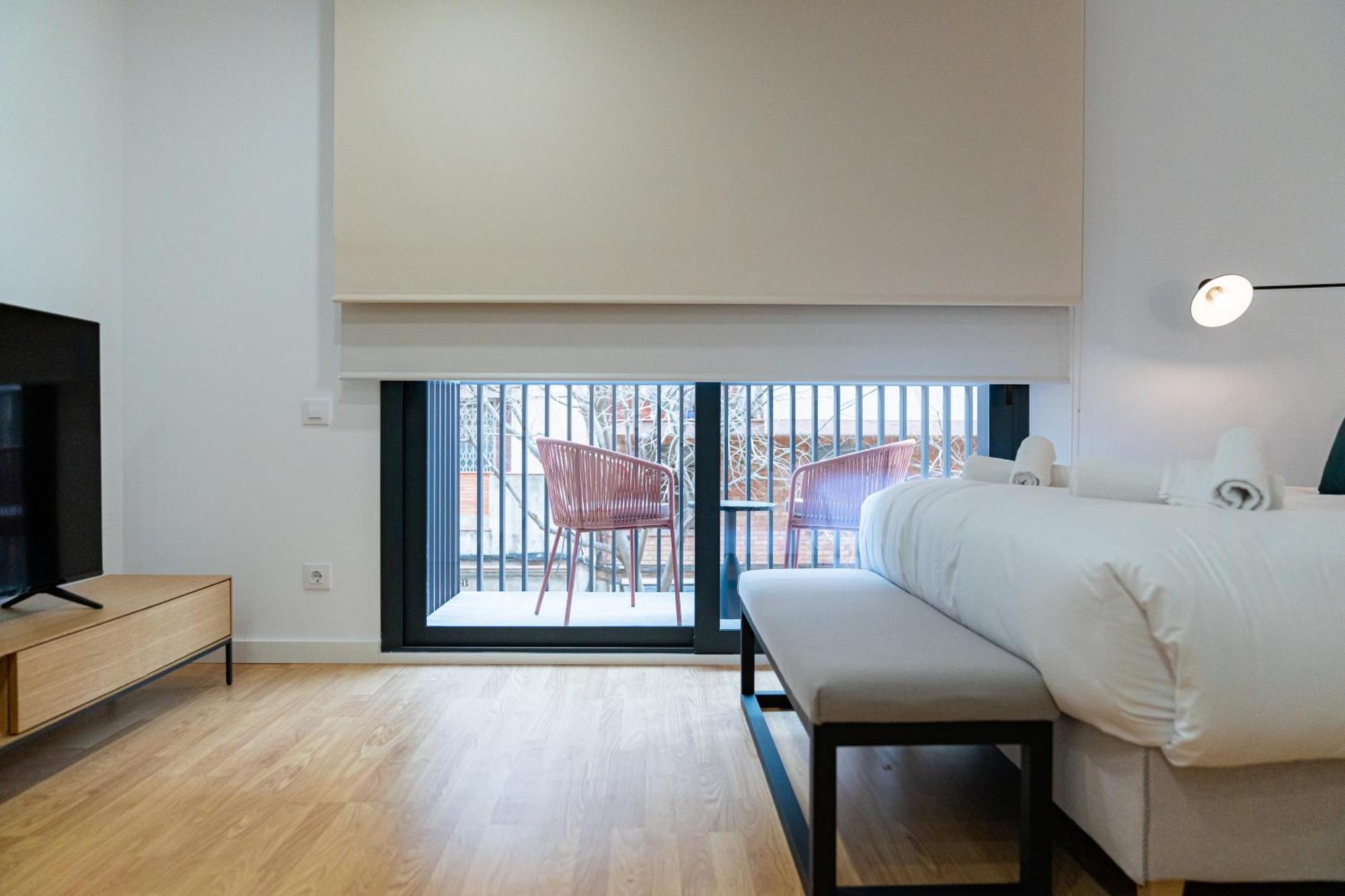 Stay U-Nique Apartments Albeniz Bcn L'Hospitalet de Llobregat Exterior photo